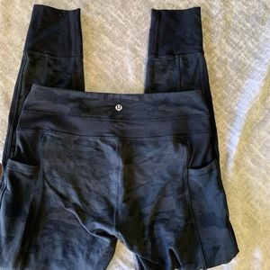 Lululemon camo leggings/joggers - size 8
